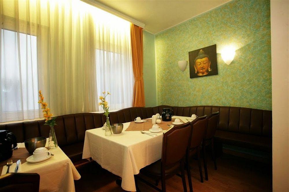Hotel An Der Oper Duesseldorf Dış mekan fotoğraf