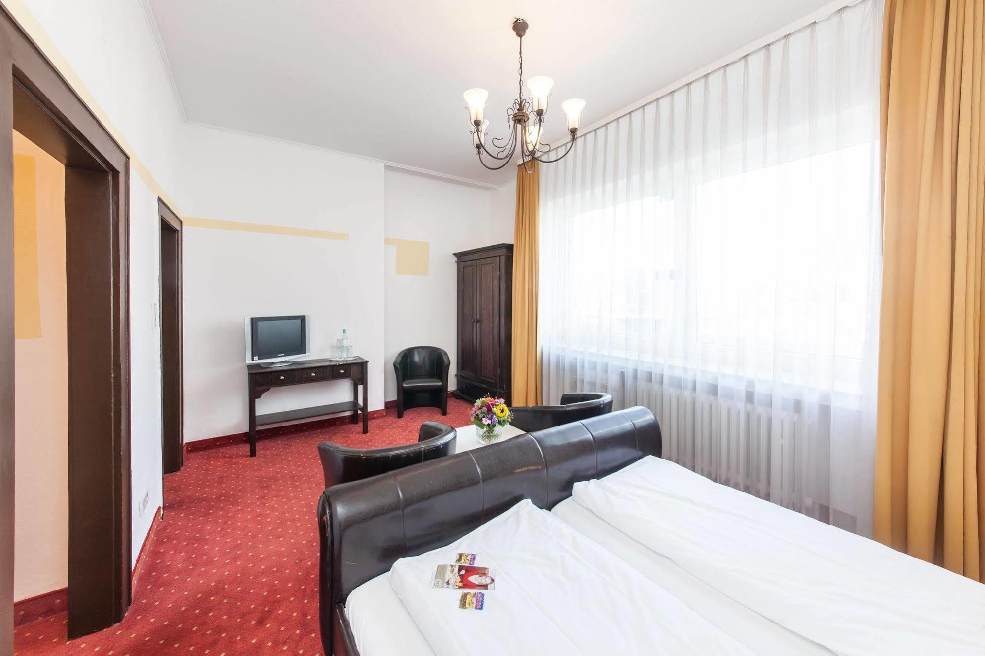 Hotel An Der Oper Duesseldorf Dış mekan fotoğraf